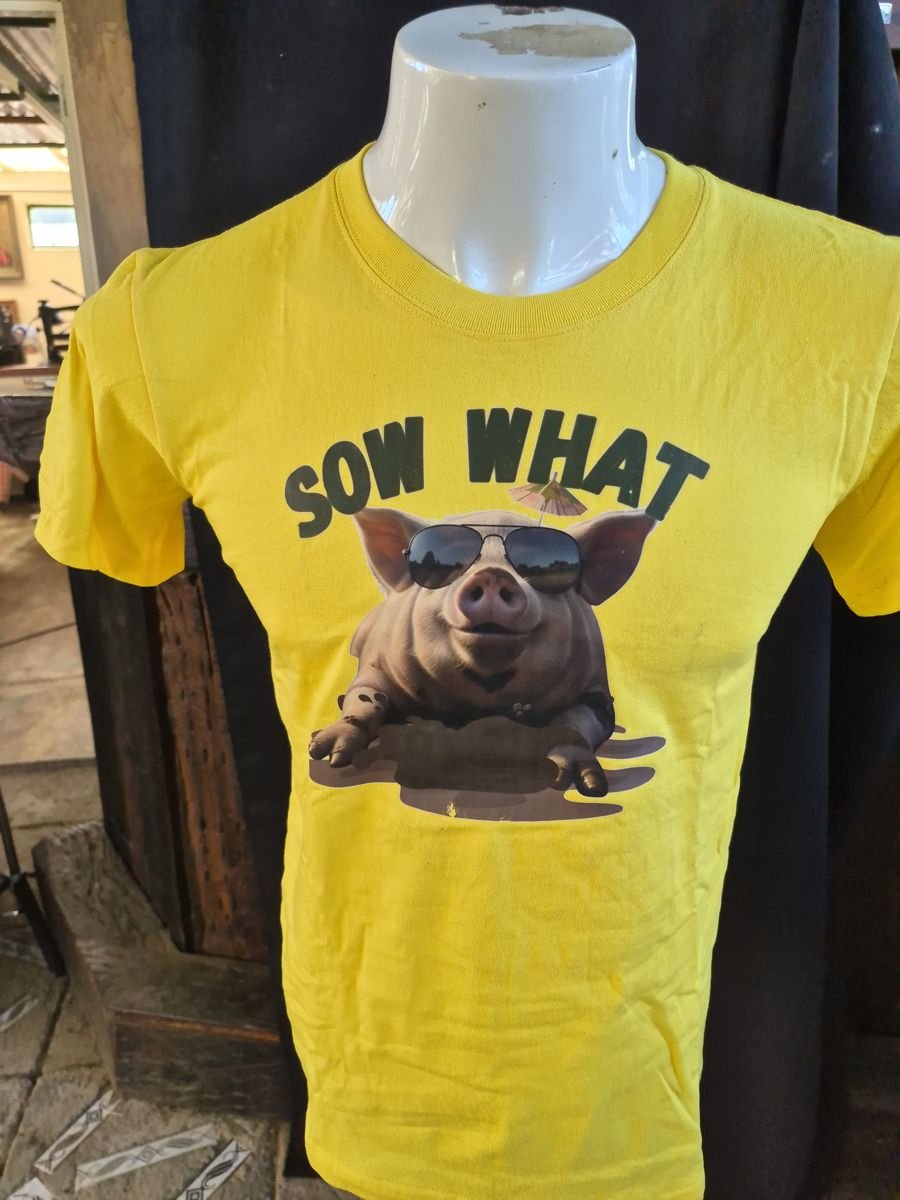 Yellow tee with pig print