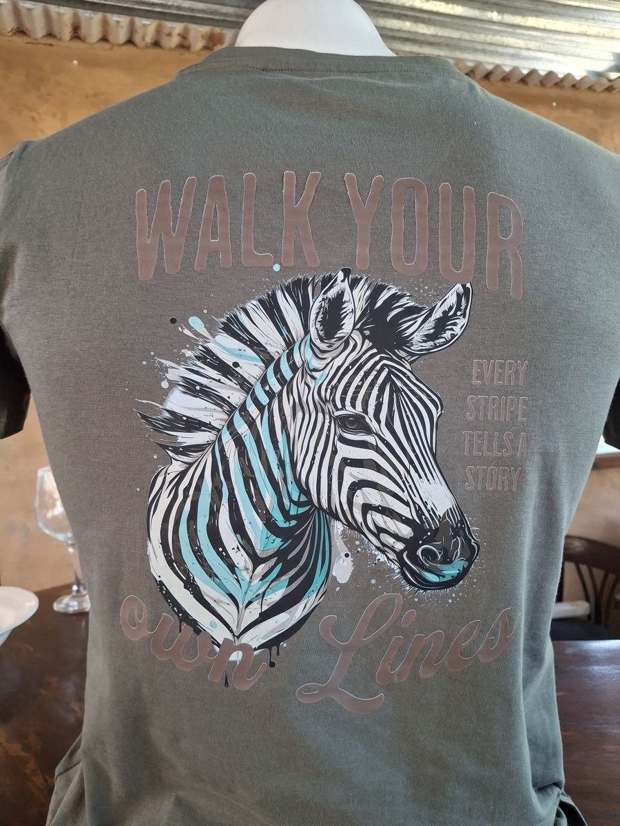 Zebra back print on a grey tee